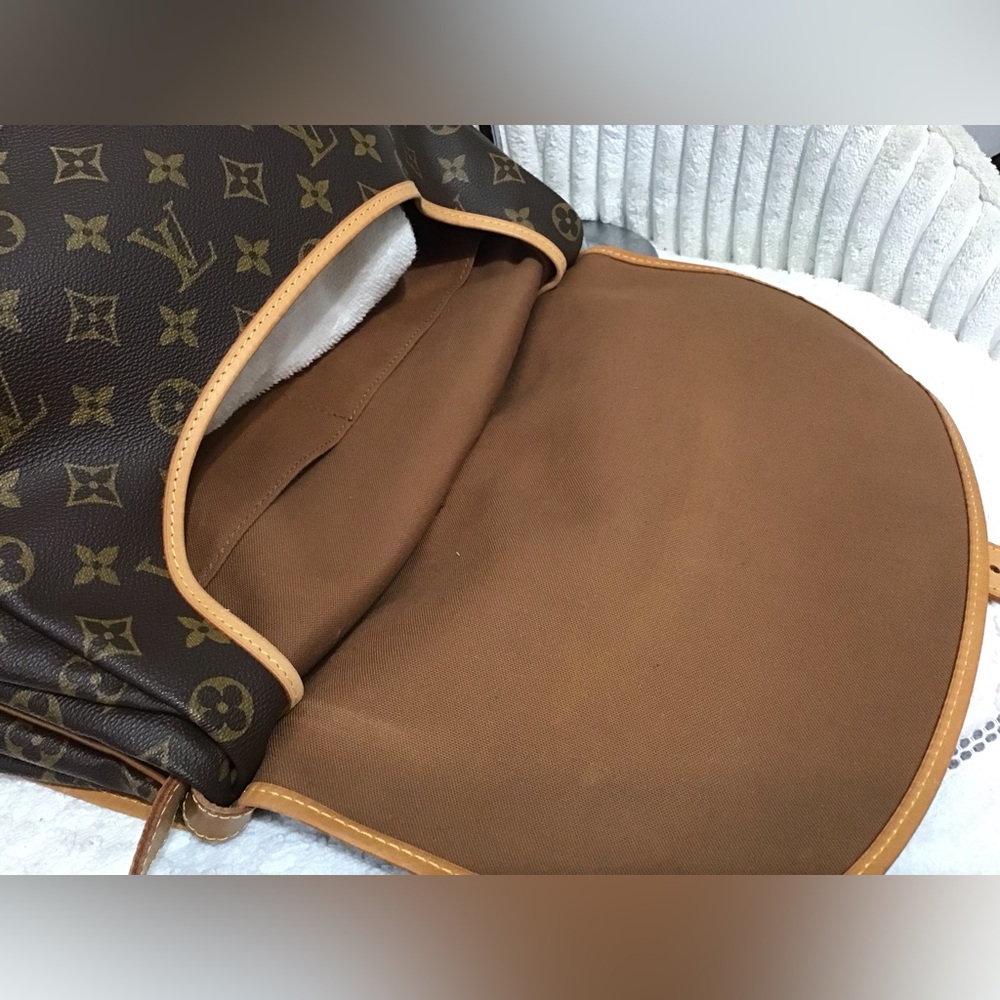 Louis Vuitton bags - Picture 13 of 15
